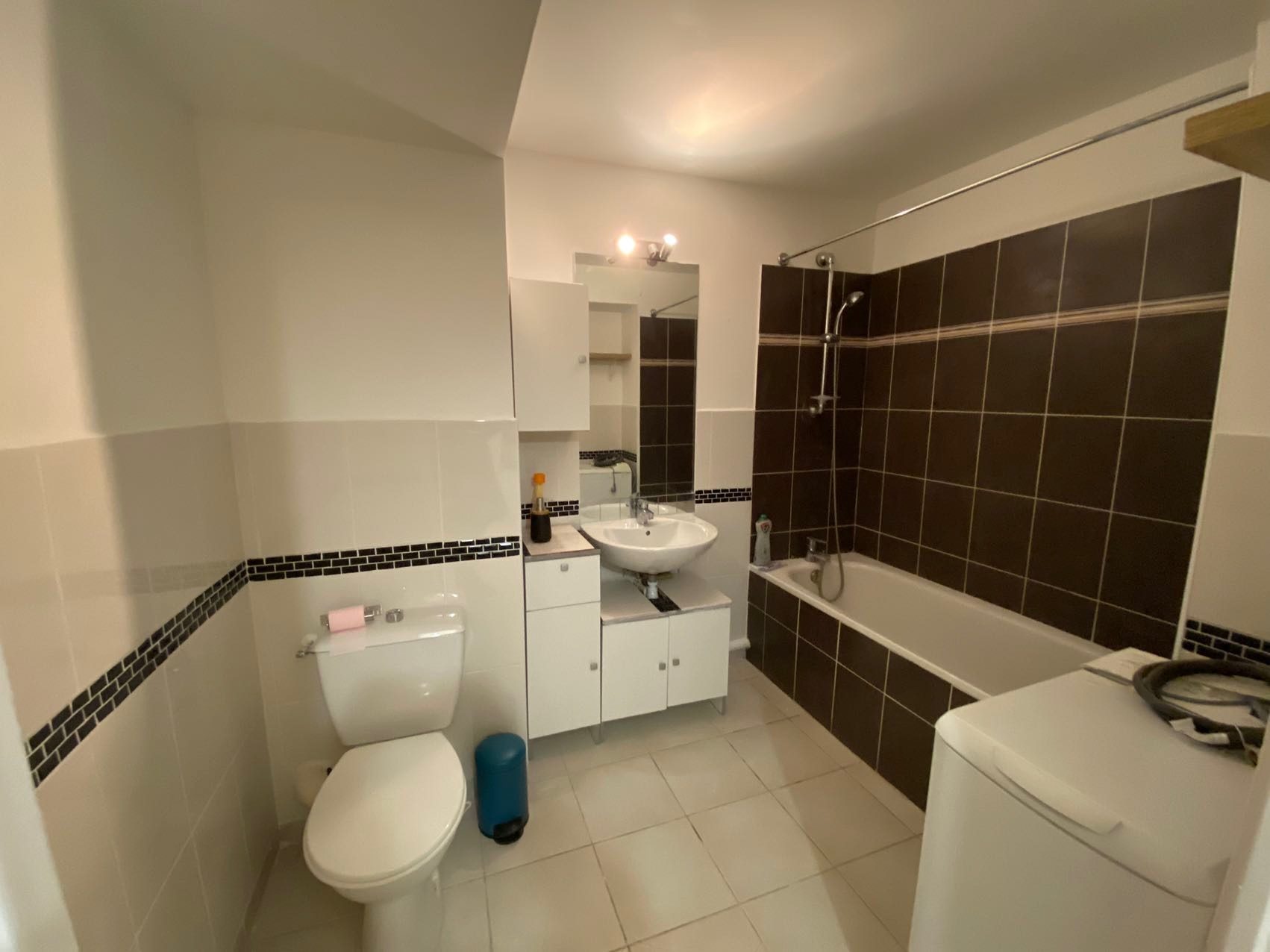 Grand T1 de 28 m2 entièrement équipé aux Chartreux — photo 67