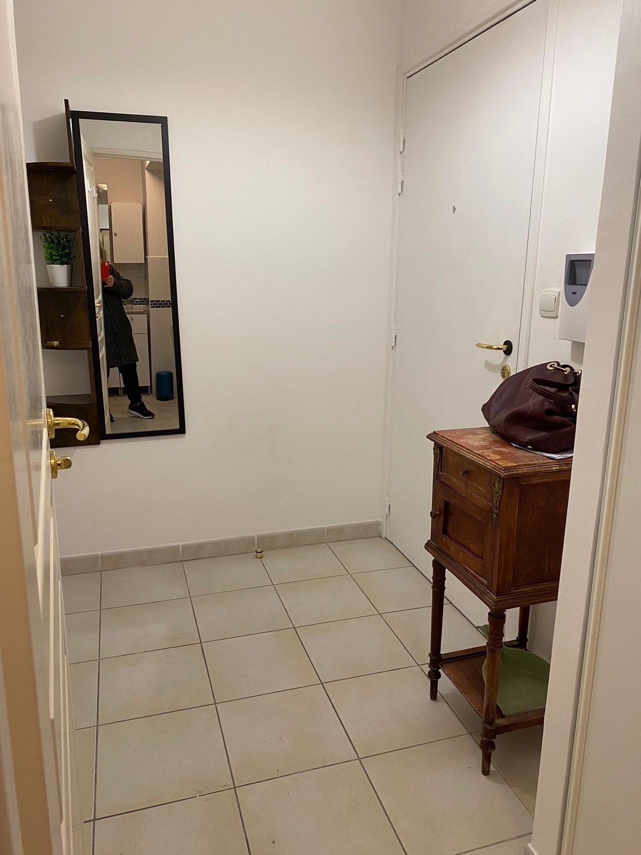 Grand T1 de 28 m2 entièrement équipé aux Chartreux — photo 42