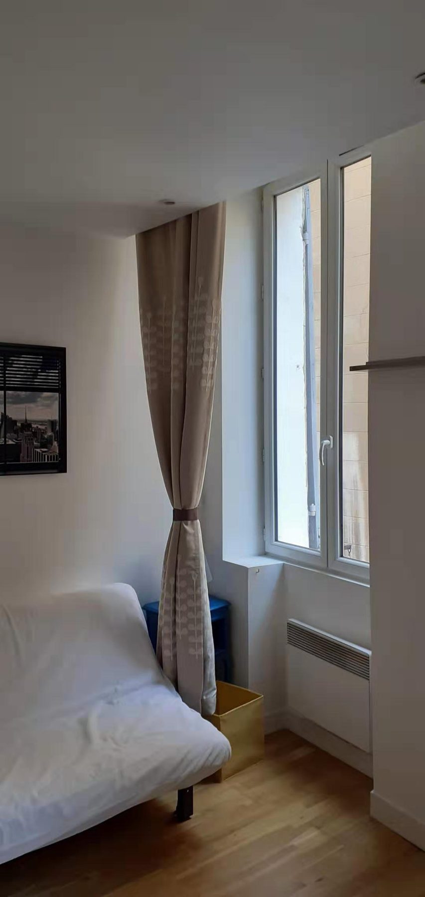 Studio a cote du lycee Thiers + internet + Clim (Côté cour et avec deux fenêtres) — photo 4