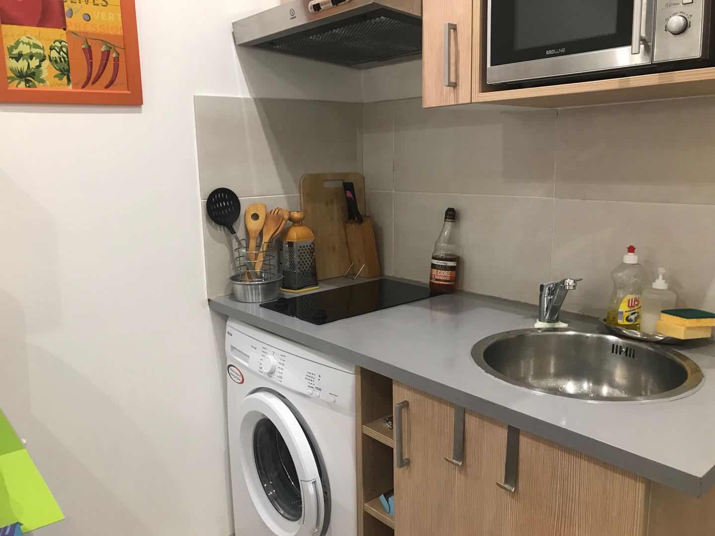 Studio lycee Thiers cote Place 2eme etage — photo 22
