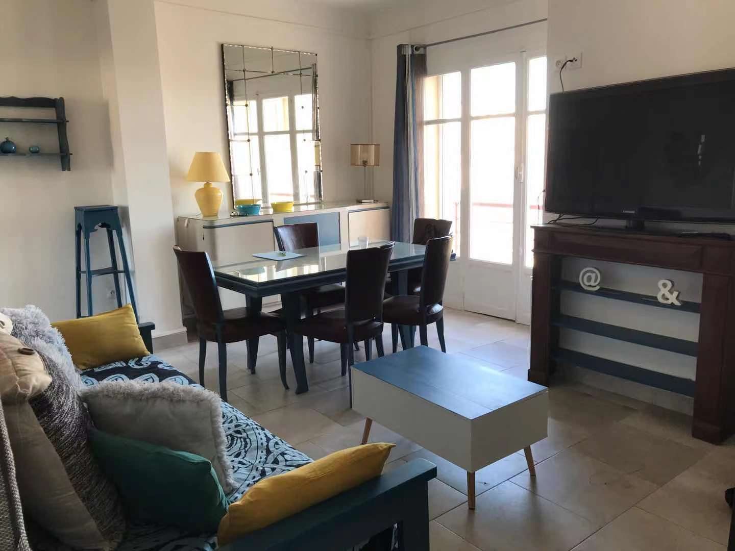 55 m2 Place Marceau avec climatisation et superbe vue — photo 40