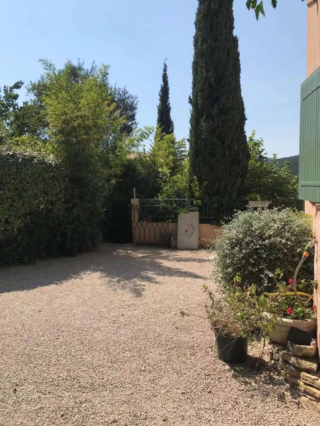 50 m2 a Ceyreste + 550 m2 de jardin avec piscine — photo 156