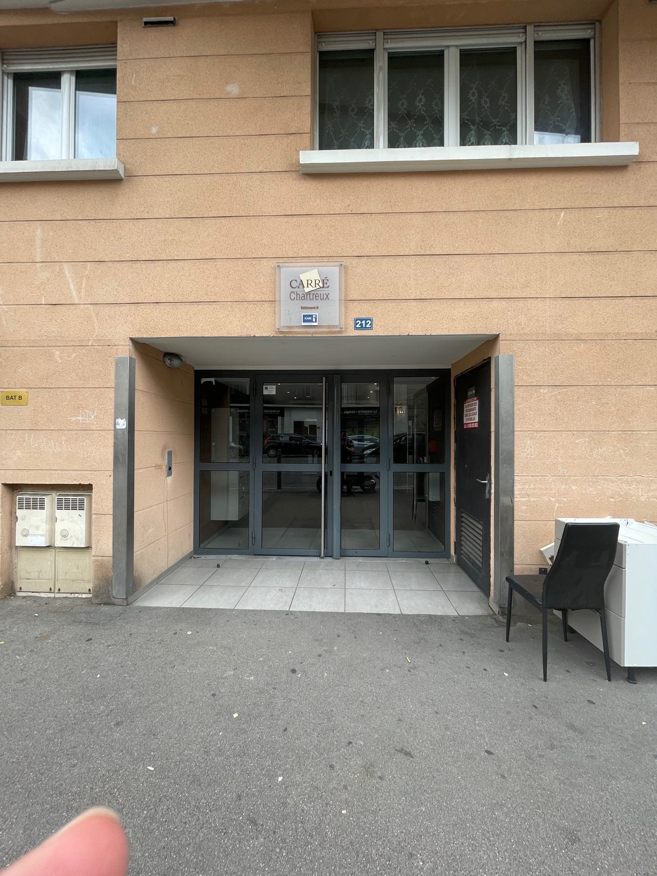 Grand T1 de 28 m2 entièrement équipé aux Chartreux — photo 128