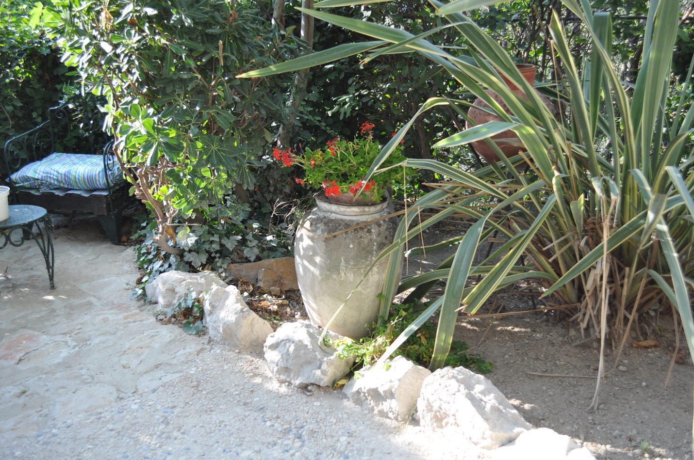 50 m2 a Ceyreste + 550 m2 de jardin avec piscine — photo 16