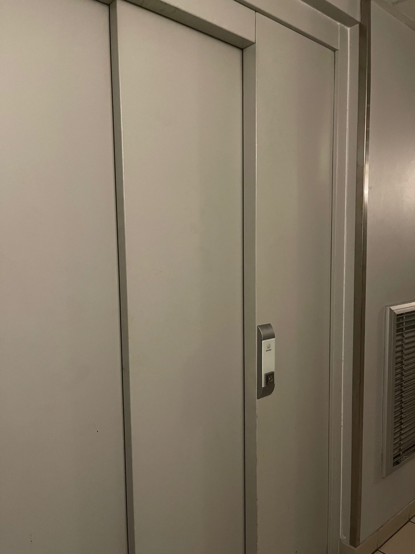 Grand T1 de 28 m2 entièrement équipé aux Chartreux — photo 132