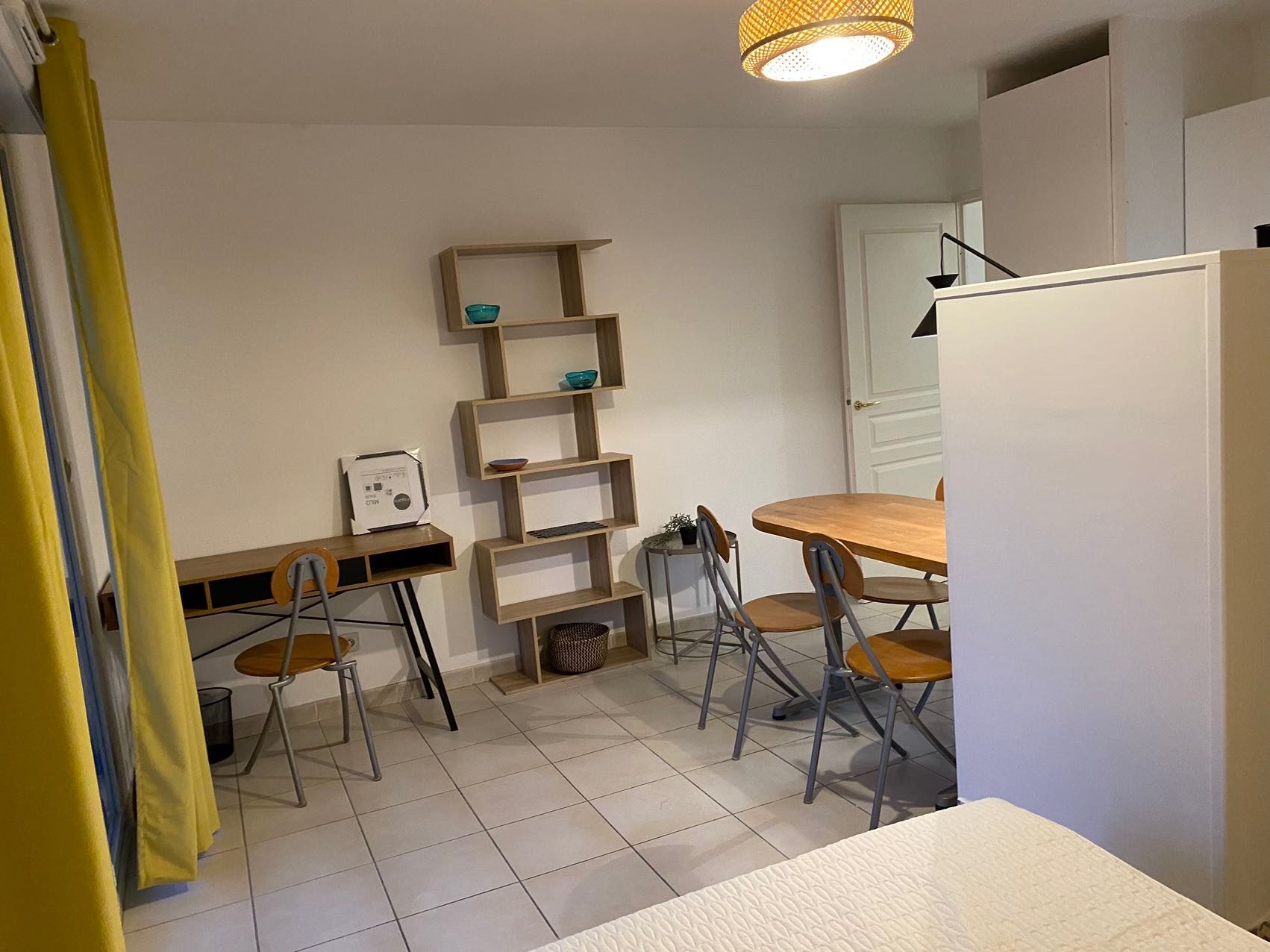 Grand T1 de 28 m2 entièrement équipé aux Chartreux — photo 40