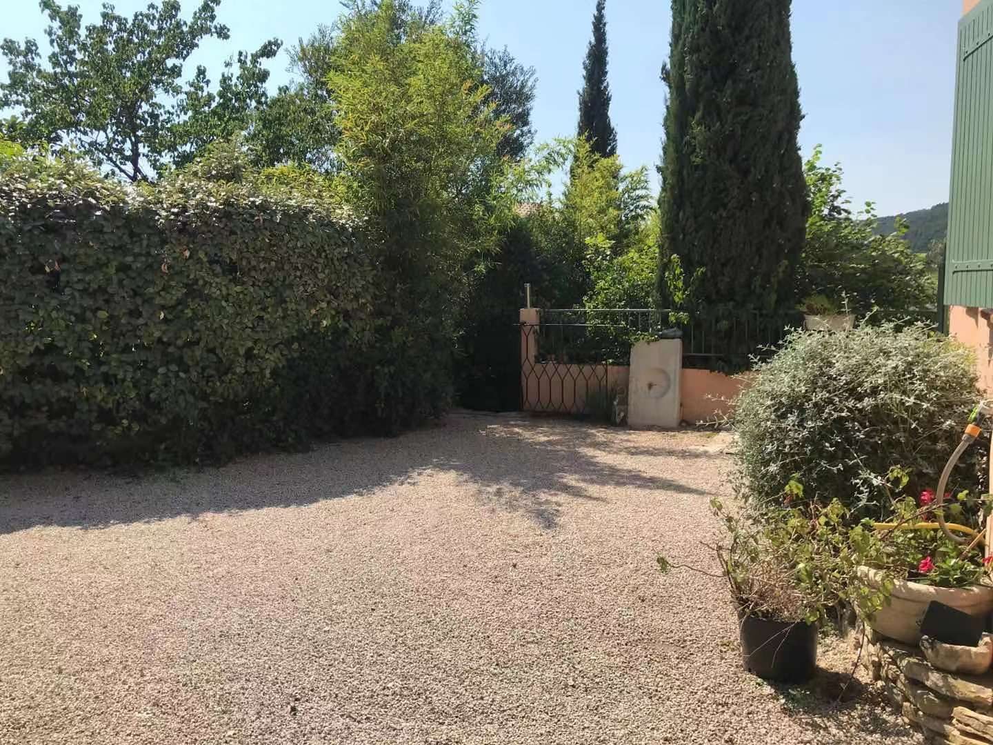 50 m2 a Ceyreste + 550 m2 de jardin avec piscine — photo 155
